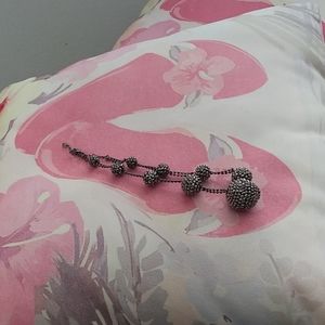 Necklace black n silver bling